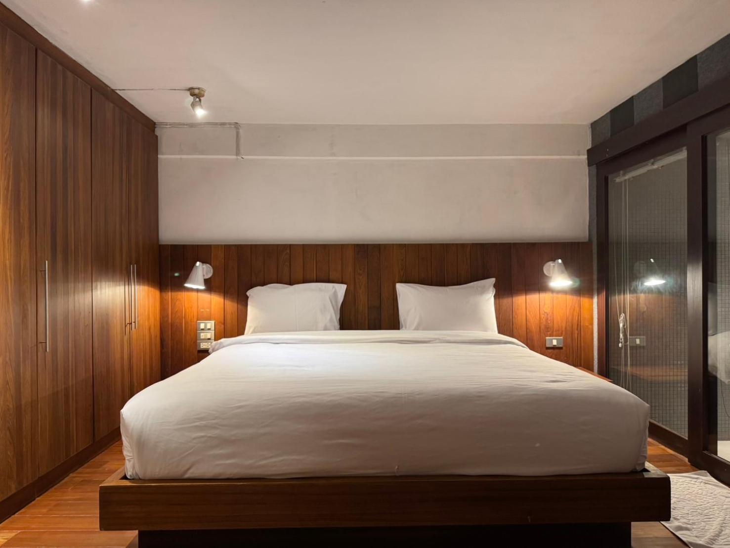 Wish Inn Silom - วิช อินน์ สีลม X Bangkok Extérieur photo